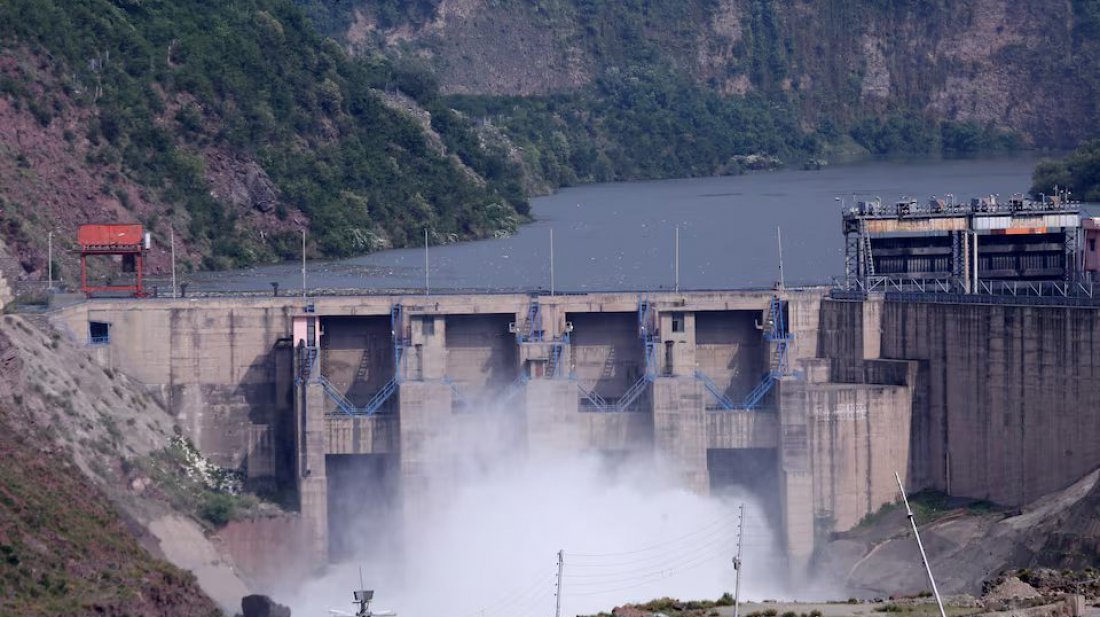 পাকিস্তানের সঙ্গে সিন্ধু জল-বণ্টন চুক্তির স্থগিতাদেশ এখনও বহাল রাখছে ভারত