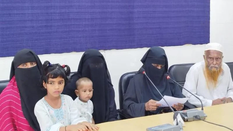 জমি কিনে দেওয়ার কথা বলে টাকা নিয়ে হাওয়া পুলিশ কনস্টেবল, দাবি ভুক্তভোগীদের