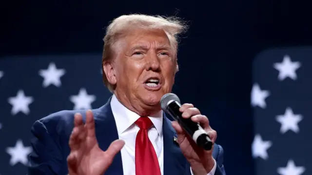 ইরানের বোমা হামলার পর যা বললেন ট্রাম্প