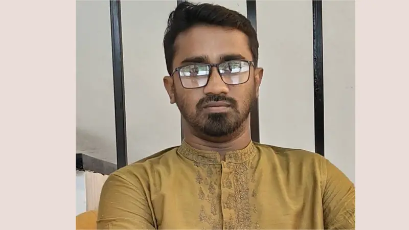 পদত্যাগ করার পরেই জনগণ ক্ষমার চিন্তা করবে: রাশেদ খাঁন