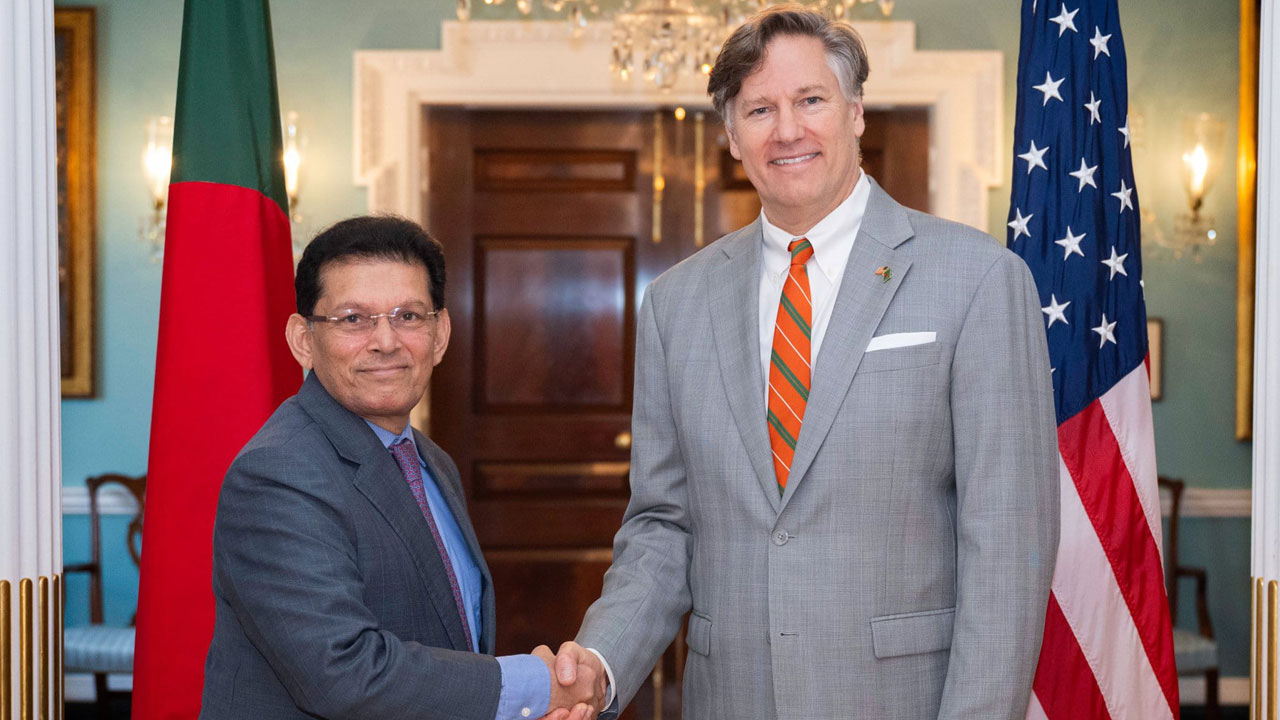 মার্কিন উপ-পররাষ্ট্রমন্ত্রীর সঙ্গে জাতীয় নিরাপত্তা উপদেষ্টার বৈঠক