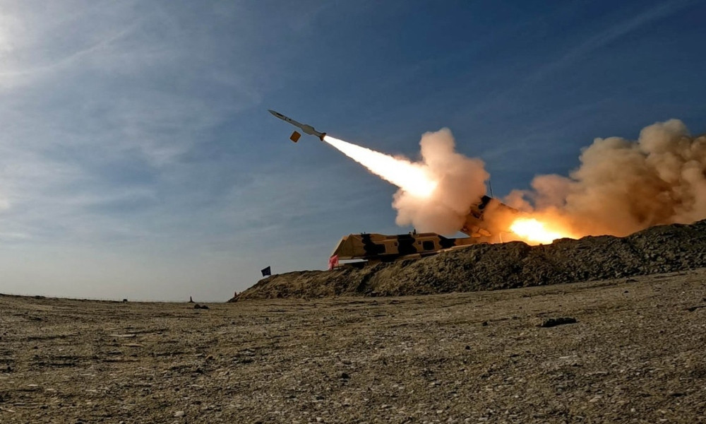 ইসরায়েলে হামলায় এখন পর্যন্ত ৪০০ ক্ষেপণাস্ত্র নিক্ষেপ ইরানের