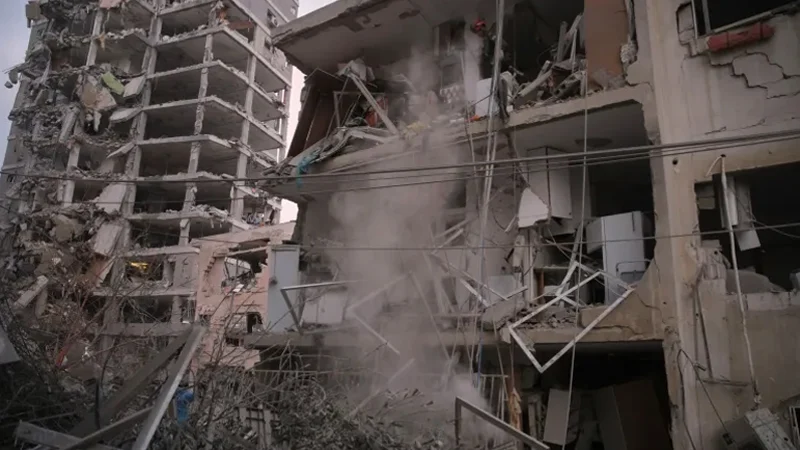 ইসরায়েলে ক্ষেপণাস্ত্র হামলা করছে ইয়েমেনের হুতিরাও