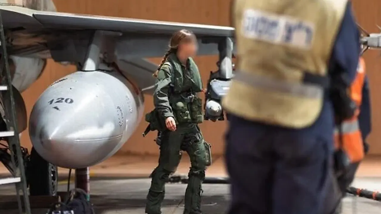 হাজার মাইল উড়ে ফিরে এলেন ইসরায়েলি নারী পাইলট